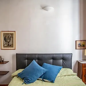 Lovely One Bedroom Nearby Ponte Vecchio Florence