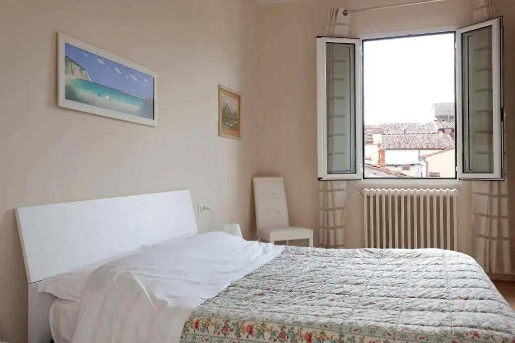 Oriuolo - Terrace With View Apartment Florence